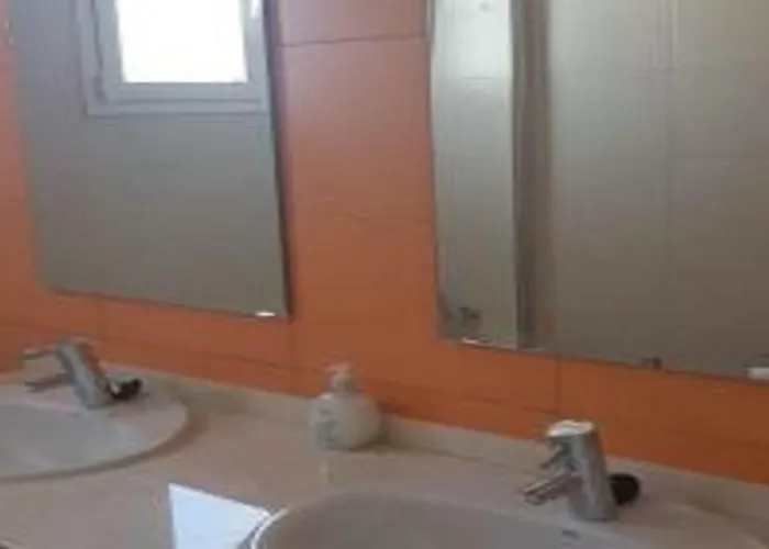 Hotel Capitolio, Valle Estepona