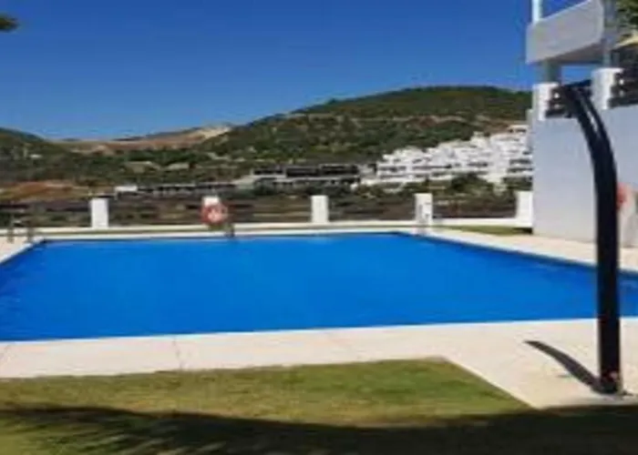 Capitolio, Valle Hotel Estepona